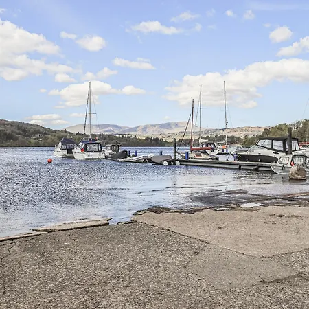 Tarn End 4*